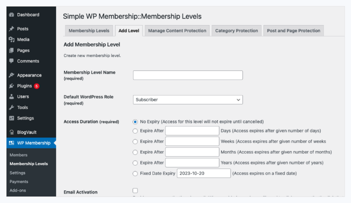 Membership level configuration screen with role and expiry settings