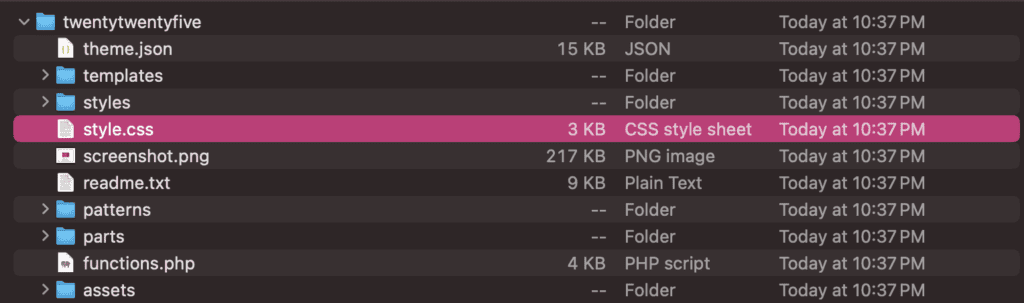 style.css file visible inside an unzipped WordPress theme folder